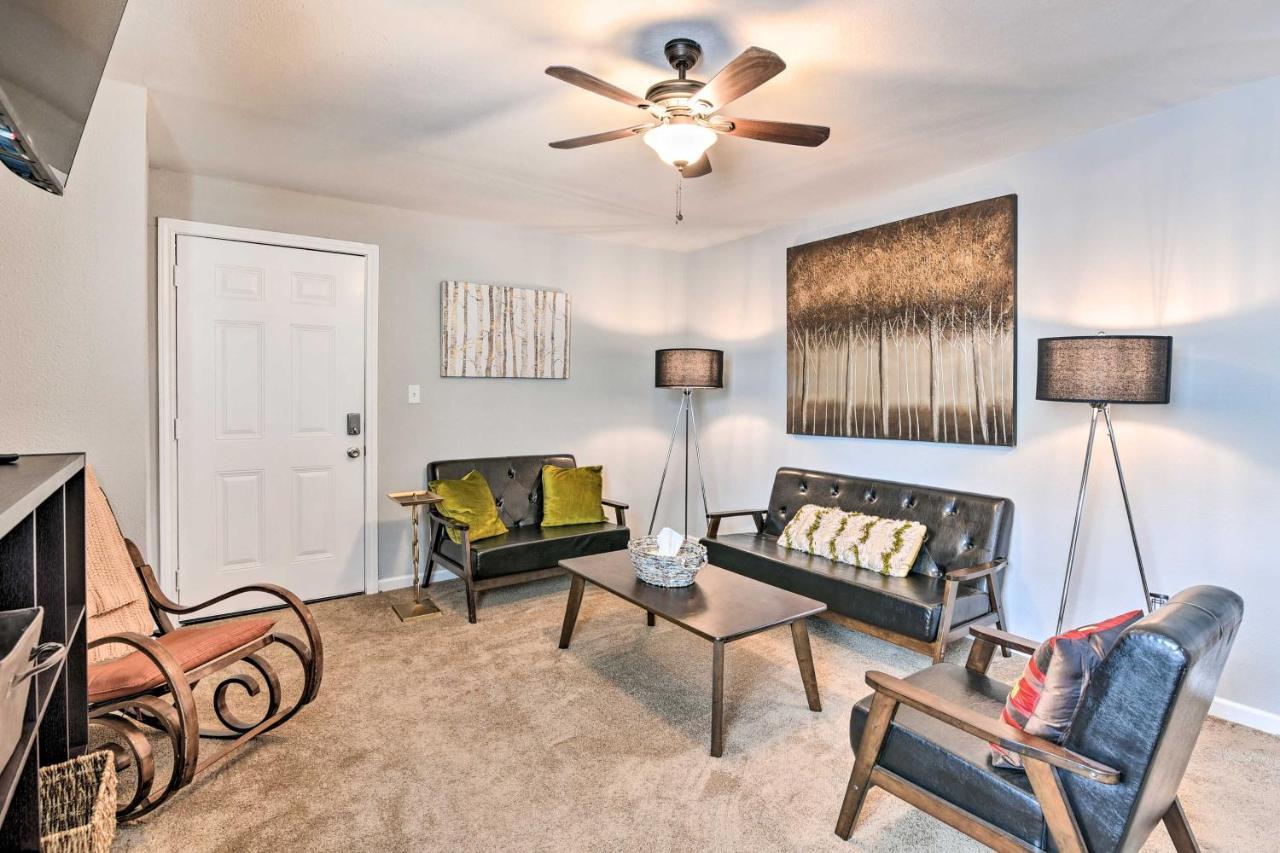 Cozy Galveston Apartment - Walk To Beach And Dining Exterior photo